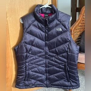 The North Face Deep Purple Goose Down puffer vest Pink interior XL